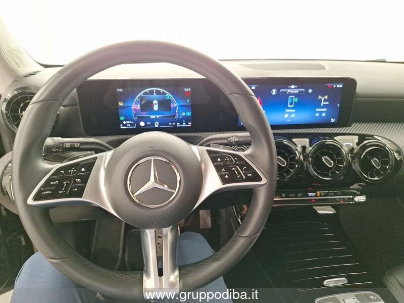 Mercedes-Benz Classe A Compatta A 180 d Advanced auto