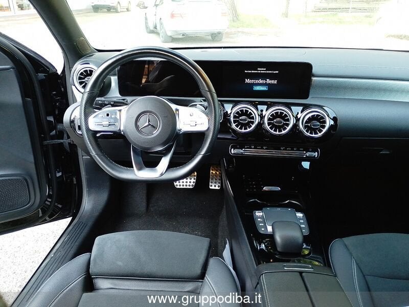 Mercedes-Benz Classe A Compatta A 180 d Premium Night edition auto