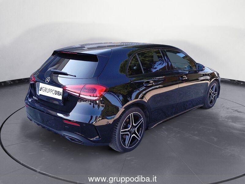 Mercedes-Benz Classe A Compatta A 180 d Premium Night edition auto